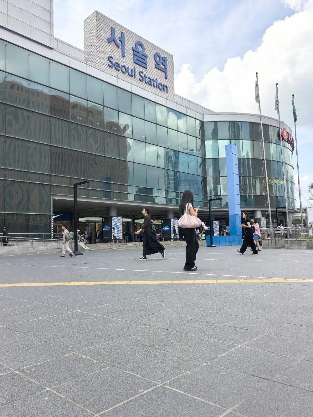 Beata Ceramics Eco Paving Stone Ειδική για το Δημόσιο Έργο του Σταθμού της Σεούλ